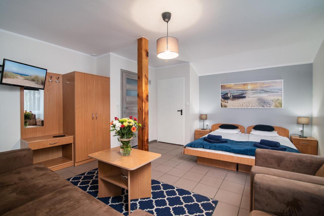 Hotel Male Morze Chałupy Esterno foto