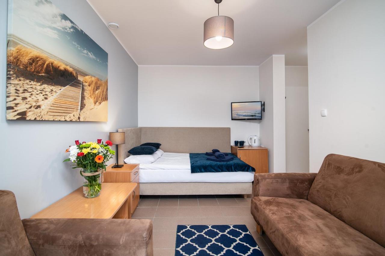 Hotel Male Morze Chałupy Esterno foto
